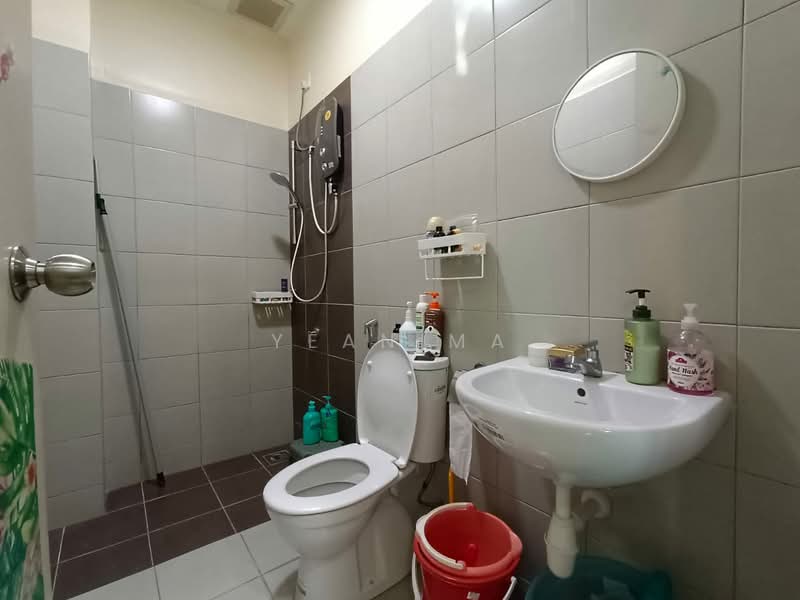 Rumah Teres 2 Tingkat untuk Dijual di Bandar Tasik Puteri (Rawang) - Yean Ma - Bathroom - PropertyGuru.com.my