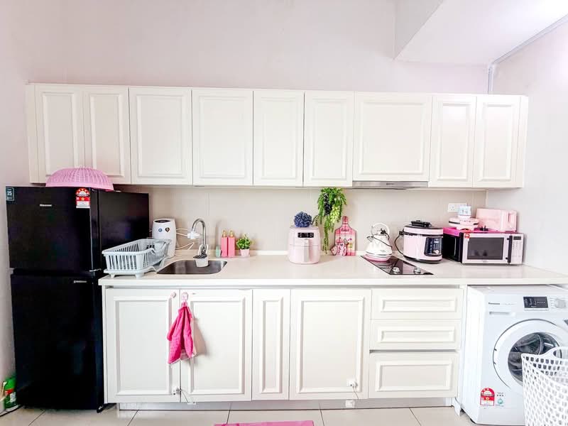 Service Residence for Sale at i-SOHO @ i-City - Farid Fahmi - PropertyGuru.com.my