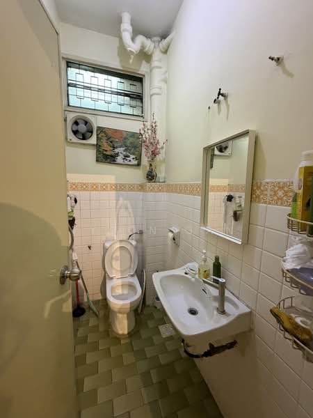 Rumah Banglo untuk Dijual di Damansara Heights (Damansara Heights) - Tyson Gan - Bathroom - PropertyGuru.com.my