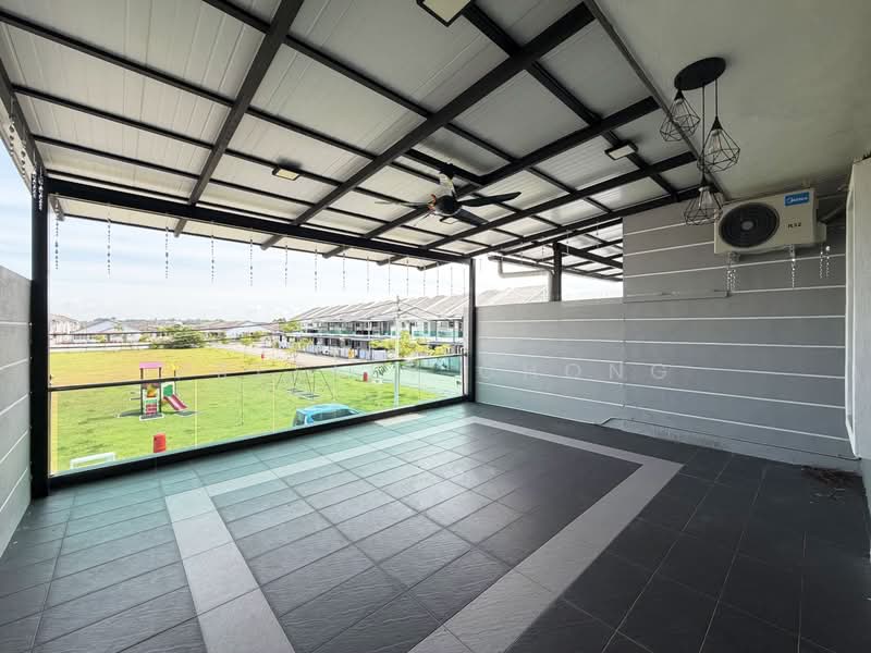 2-storey Terraced House for Sale in Kampar Putra (Kampar) - Presley Chong - Balcony - PropertyGuru.com.my