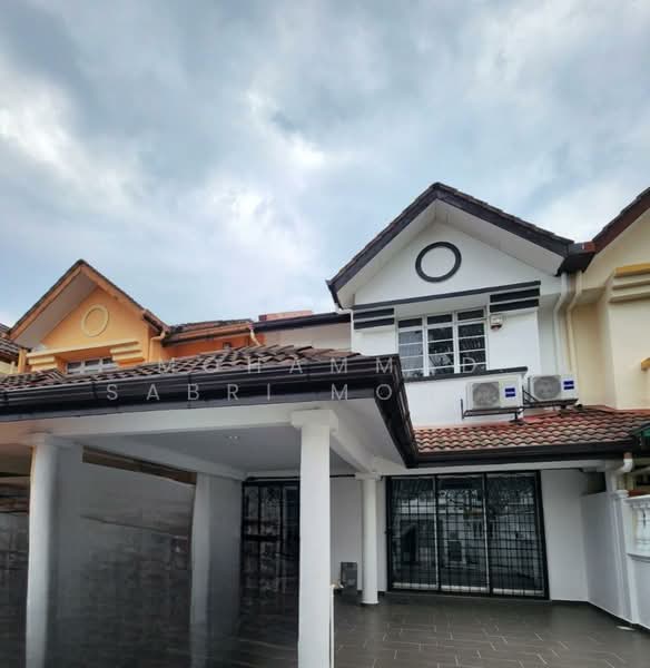 Rumah Teres 2 Tingkat untuk Dijual di Seksyen 5, Bandar Kinrara (Puchong) - Mohammad Sabri Mohd Khir - Exterior - PropertyGuru.com.my