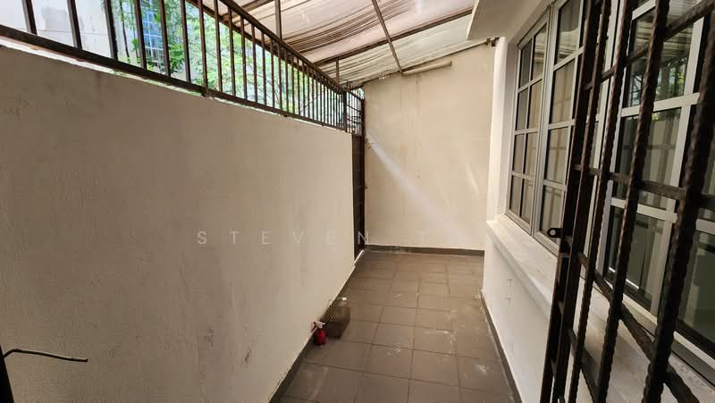 2-storey Terraced House for Sale in Bandar Bukit Puchong (Puchong) - Steven Tan - Balcony - PropertyGuru.com.my