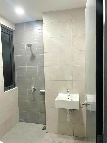 Servis Apartment untuk Disewa di Aera Residence - Carlos Ng - Bathroom - PropertyGuru.com.my