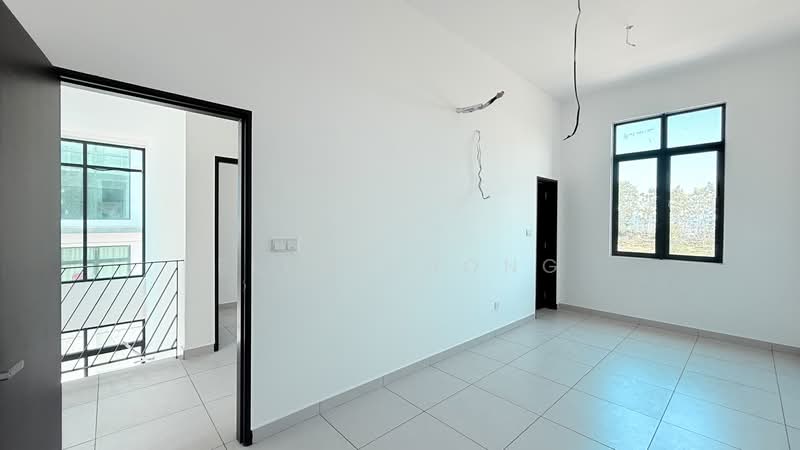 Rumah Berkembar untuk Dijual di Batu 9 (Cheras) - Elly Chong - PropertyGuru.com.my