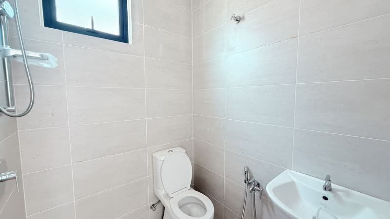 Rumah Berkembar untuk Dijual di Batu 9 (Cheras) - Elly Chong - PropertyGuru.com.my