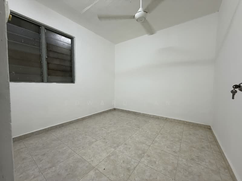 Rumah Flat untuk Dijual di Flat Taman Ungku Tun Aminah - Edward Tan - PropertyGuru.com.my