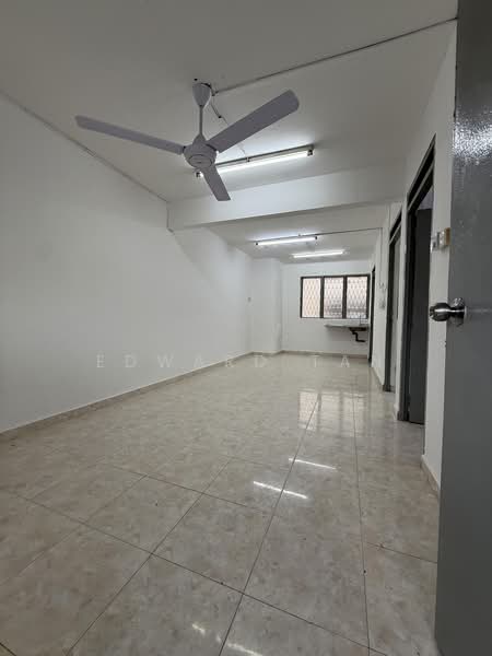 Rumah Flat untuk Dijual di Flat Taman Ungku Tun Aminah - Edward Tan - PropertyGuru.com.my
