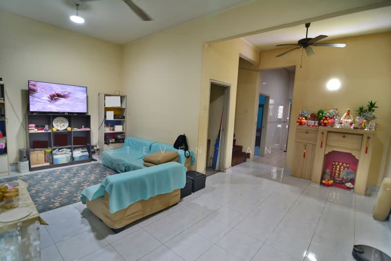 Rumah Teres 2 Tingkat untuk Dijual di Seksyen 2, Taman Kinrara (Puchong) - Steven Tan - Living Room - PropertyGuru.com.my