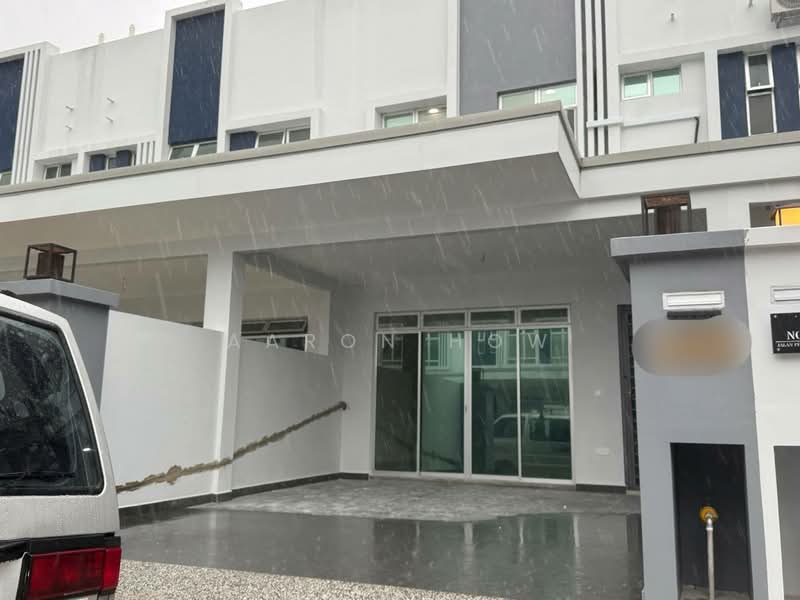 Terraced House for Rent in Bandar Dato Onn (Tebrau) - Aaron How - Exterior - PropertyGuru.com.my
