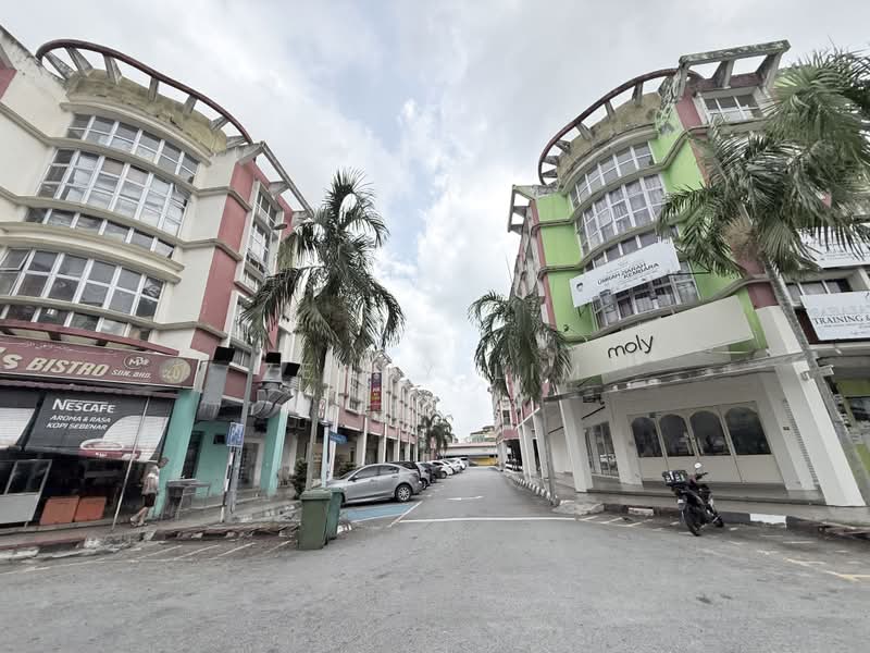 Shop / Office for Sale in Bandar Sungai Emas (Banting) - Zenny Lim - Exterior - PropertyGuru.com.my