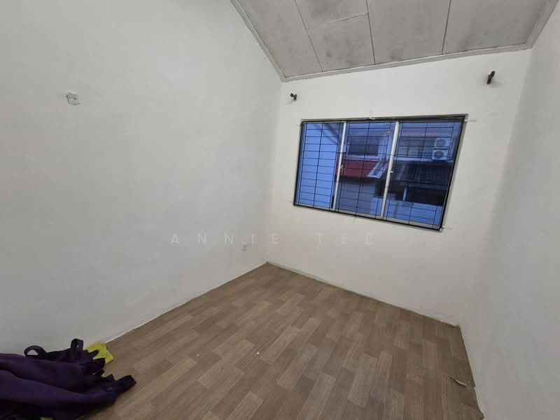 2-storey Terraced House for Sale in Taman Desa Cemerlang (Batu Pahat) - Annie Tee - PropertyGuru.com.my
