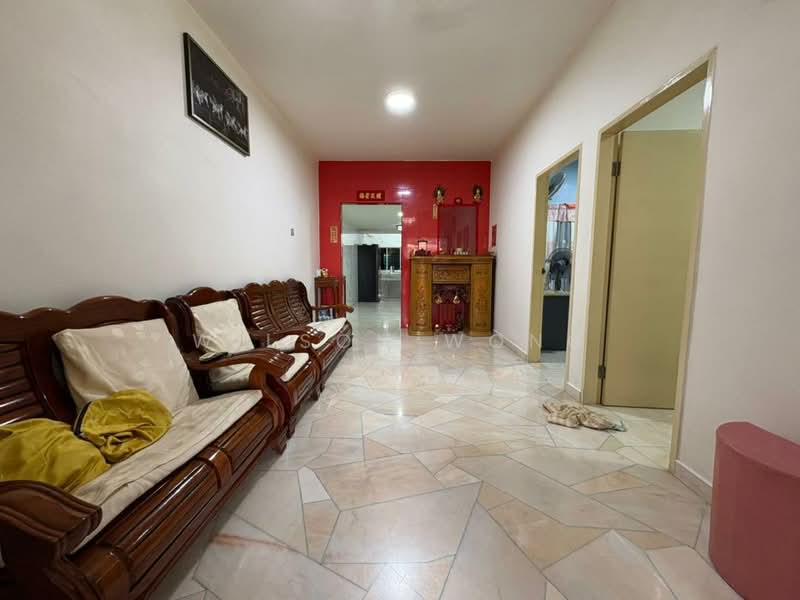 1-storey Terraced House for Sale in Kepong Baru (Kepong) - Wilson Wong - Living Room - PropertyGuru.com.my
