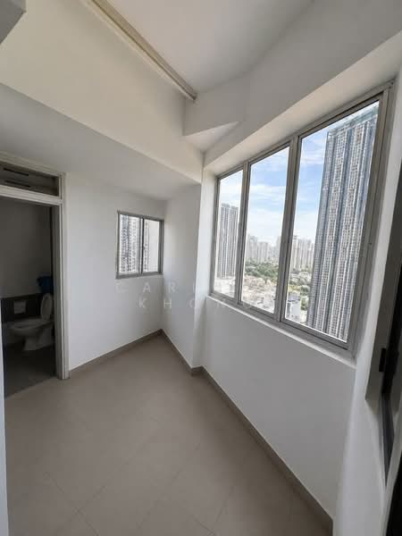 Kondominium untuk Dijual di Residence 8 - Carlson Khong - Bathroom - PropertyGuru.com.my