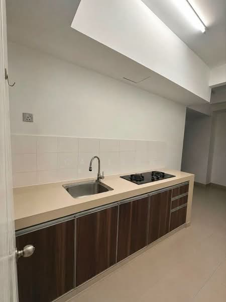 Kondominium untuk Dijual di Residence 8 - Carlson Khong - Kitchen - PropertyGuru.com.my