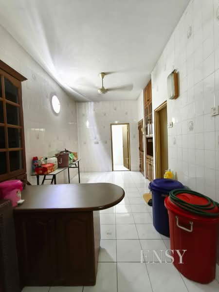 Rumah Teres 2 Tingkat untuk Dijual di Taman Chi Liung (Klang) - John Tee - Kitchen - PropertyGuru.com.my