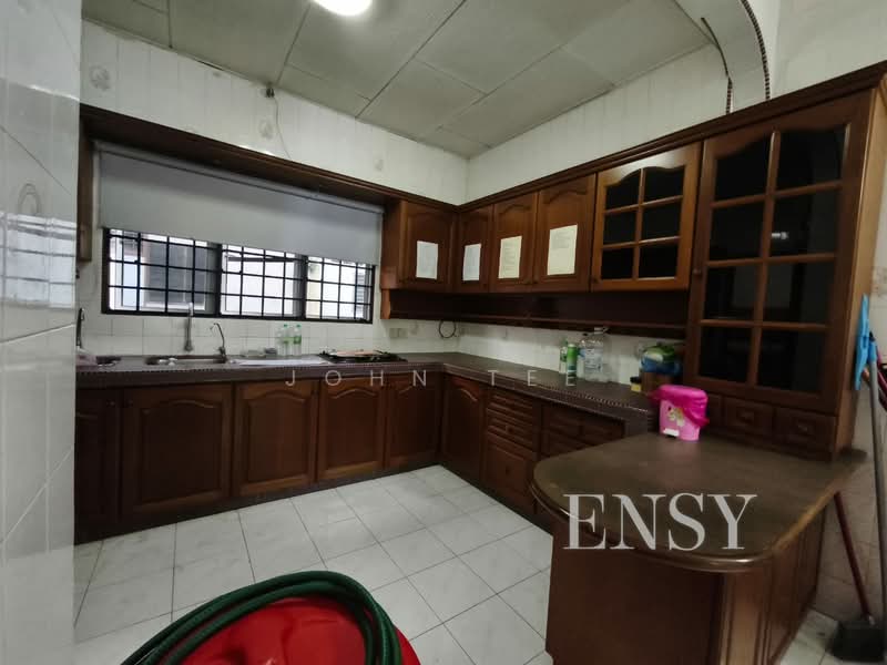 Rumah Teres 2 Tingkat untuk Dijual di Taman Chi Liung (Klang) - John Tee - Kitchen - PropertyGuru.com.my