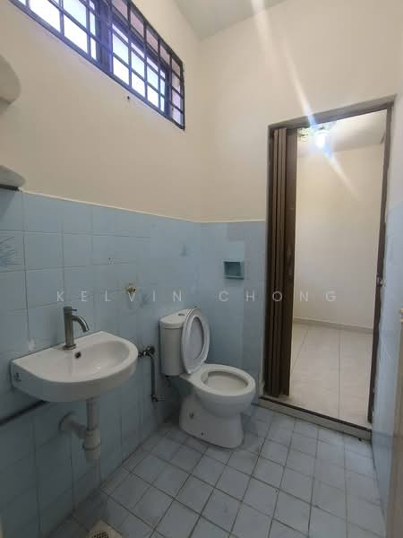 Rumah Teres 2 Tingkat untuk Dijual di Taman Ehsan (Ipoh) - Kelvin Chong - Bathroom - PropertyGuru.com.my