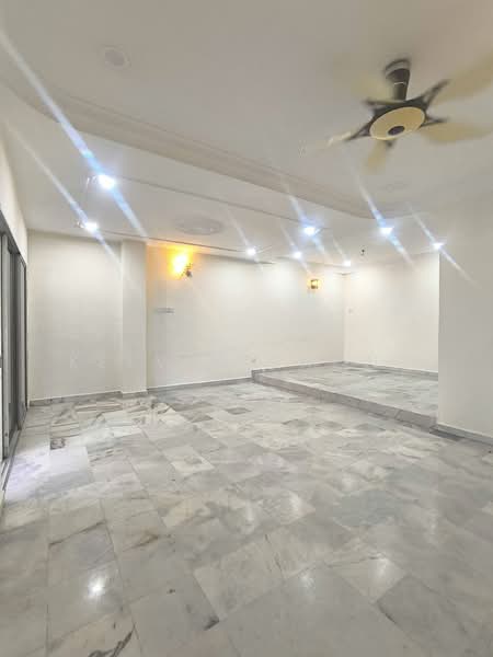 Rumah Teres 2 Tingkat untuk Dijual di Taman Ehsan (Ipoh) - Kelvin Chong - Living Room - PropertyGuru.com.my
