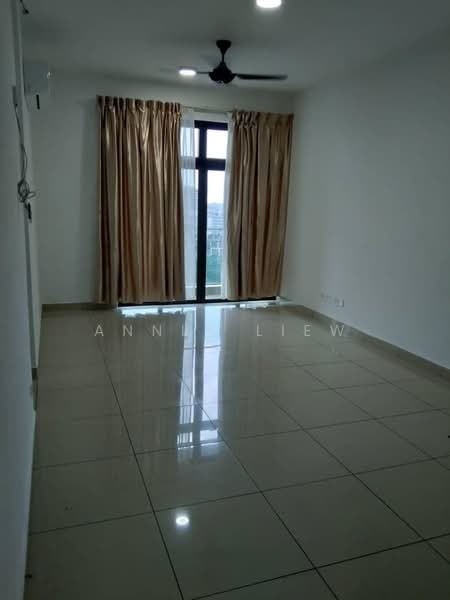Servis Apartment untuk Dijual di D'Summit Residences - Annly Liew - Living Room - PropertyGuru.com.my