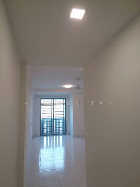 Apartment for Rent at Bayu Tiara - Vincent Tan - Corridor - PropertyGuru.com.my