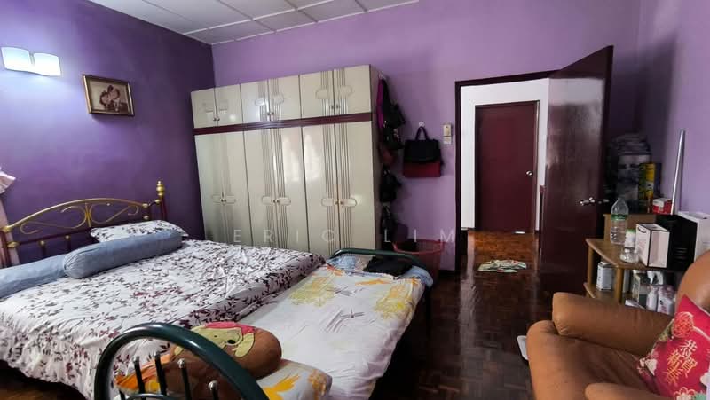 Rumah Teres 2 Tingkat untuk Dijual di Taman Bukit Mayang Emas (Petaling Jaya) - Eric Lim - Bedroom - PropertyGuru.com.my