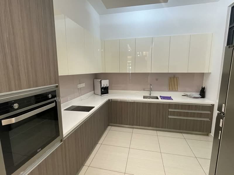 Kondominium untuk Dijual di The LIGHT COLLECTION II - Wei Chin Ooi - Kitchen - PropertyGuru.com.my
