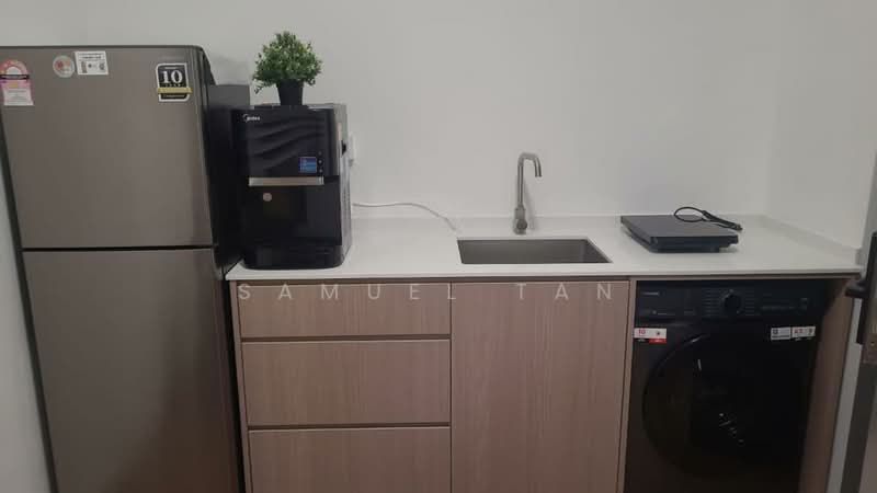 Servis Apartment untuk Disewa di Sunway Velocity TWO - Samuel Tan - Kitchen - PropertyGuru.com.my