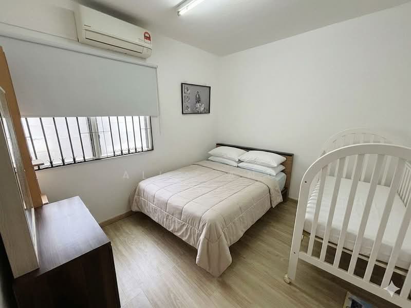 Flat for Sale at Bandar Selesa Jaya - Alice Ang - Bedroom - PropertyGuru.com.my