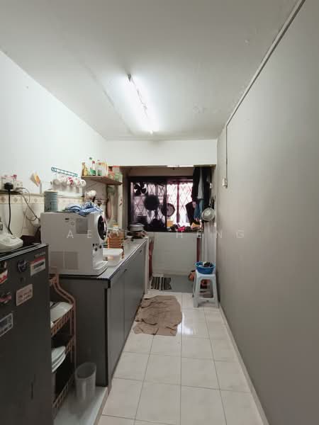 Rumah Flat untuk Dijual di Flat Pandan Indah 3/3 - Aeris Heng - Kitchen - PropertyGuru.com.my