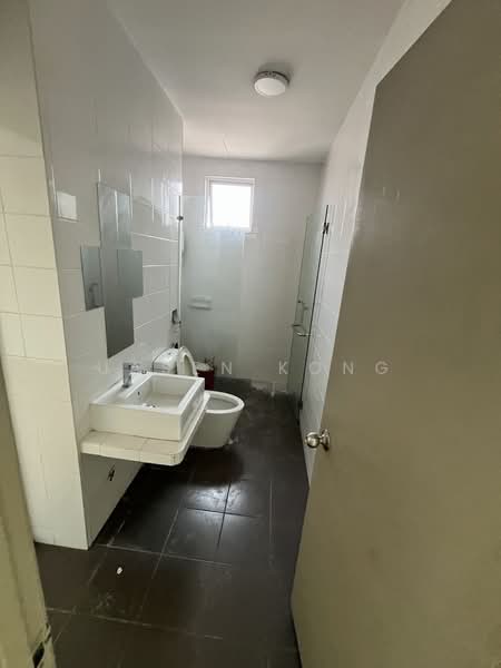Service Residence for Rent at Vue Residences - Jasen Kong - Bathroom - PropertyGuru.com.my