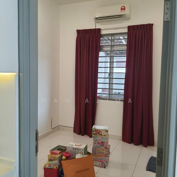 Rumah Teres 2 Tingkat untuk Dijual di Kota Seriemas (Nilai) - Wan Azima - Interior - PropertyGuru.com.my