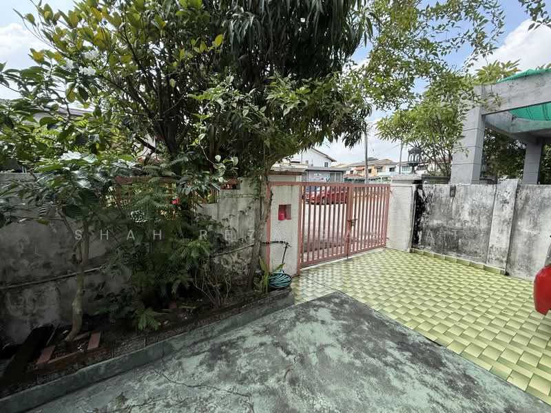 2-storey Terraced House for Sale in Taman Teluk Pulai (Klang) - SHAH REZA SASMAT - Exterior - PropertyGuru.com.my