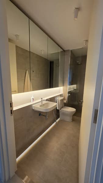 Kondominium untuk Disewa di Jendela Residences - Winnie Fam - Bathroom - PropertyGuru.com.my