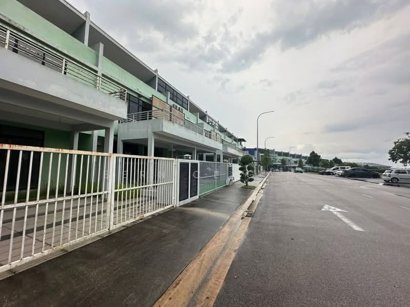 Rumah Teres 3 Tingkat untuk Dijual di Bandar Seri Alam (Masai) - Bernice Gan - PropertyGuru.com.my