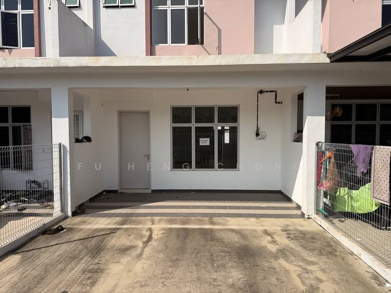 Rumah Teres 2 Tingkat untuk Dijual di Bandar Bistari Perdana (Pasir Gudang) - Fu Heng Chong - Exterior - PropertyGuru.com.my