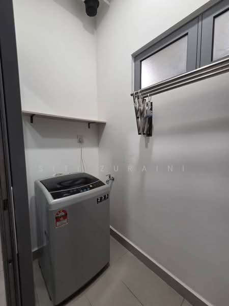 Kondominium untuk Disewa di Lakefront Residence - Siti Zuraini - PropertyGuru.com.my