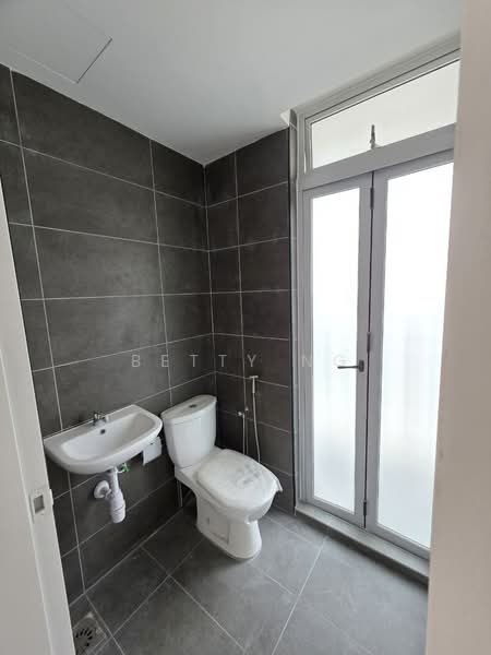 Service Residence for Sale at Midas @ Seri Alam - Betty Ng - PropertyGuru.com.my