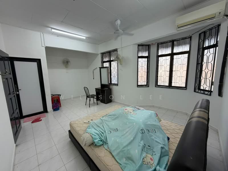 2-storey Terraced House for Rent in Taman Gamelan Indah (Sungai Bakap) - Willson Lee - Bedroom - PropertyGuru.com.my