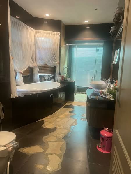 Bungalow for Sale in Pulau Tikus (Penang) - Wei Chin Ooi - Bathroom - PropertyGuru.com.my