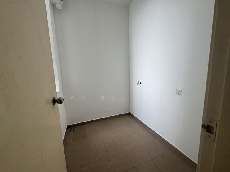 Servis Apartment untuk Dijual di D'Summit Residences - Tan Bee Bee - PropertyGuru.com.my
