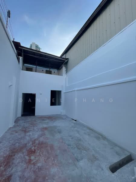 Kedai untuk Disewa di George Town (Penang) - Daniel Phang - Exterior - PropertyGuru.com.my