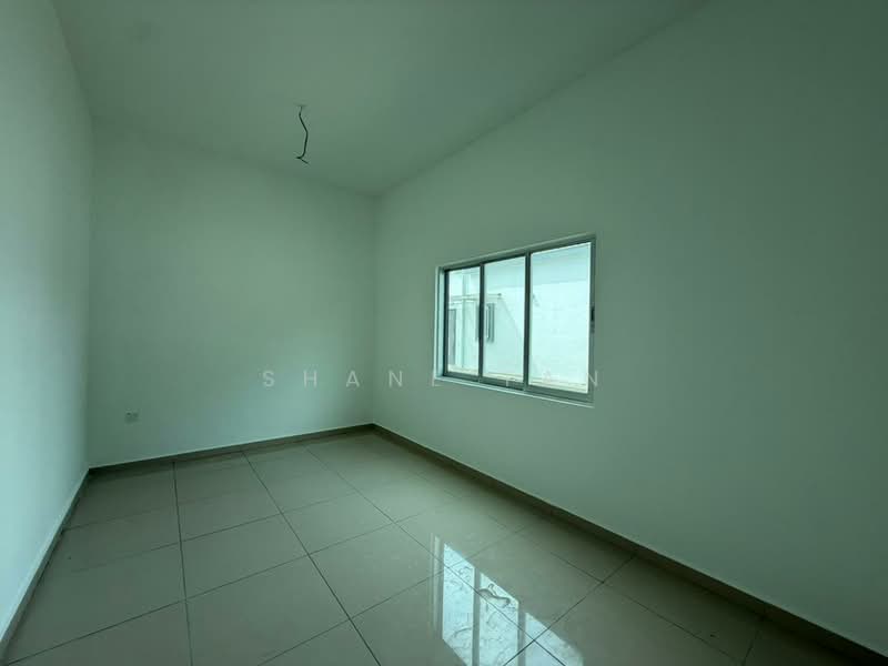 Rumah Teres 1 Tingkat untuk Dijual di Bandar Sri Sendayan (Negeri Sembilan) - Shane Tan - PropertyGuru.com.my