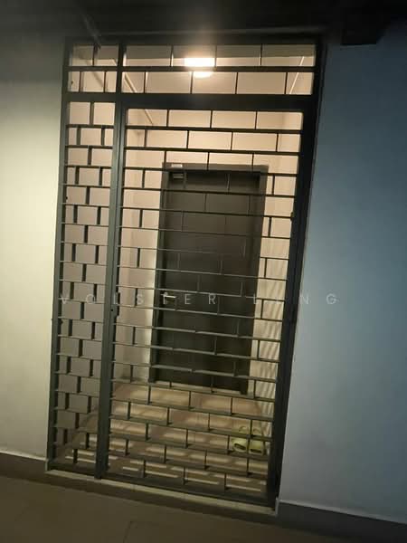 Servis Apartment untuk Dijual di Univ 360 Place - Volster Leng - Entrance - PropertyGuru.com.my