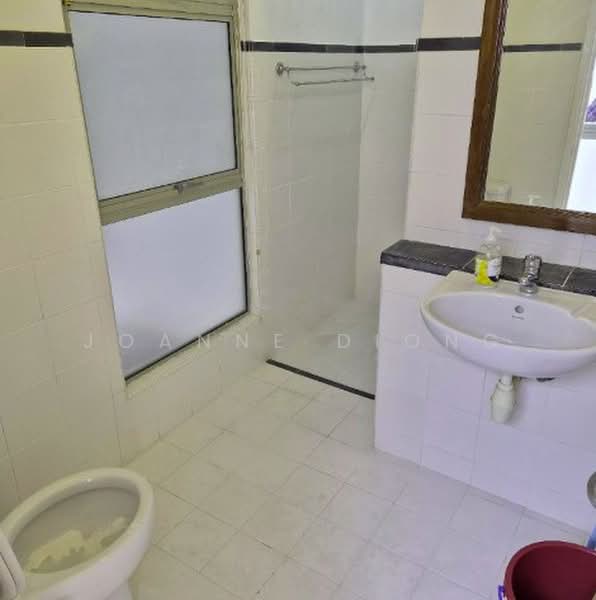 3-storey Terraced House for Rent in Sierramas (Sungai Buloh) - Joanne Diong - Bathroom - PropertyGuru.com.my