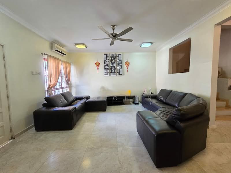 Rumah Teres 2 Tingkat untuk Dijual di Putra Heights (Subang Jaya) - Josh Chong - Living Room - PropertyGuru.com.my