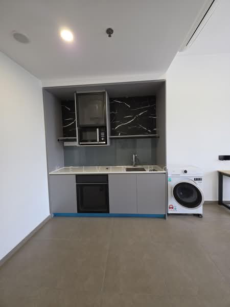 Servis Apartment untuk Disewa di Mossaz @ Empire City - Kelvin Ho - PropertyGuru.com.my