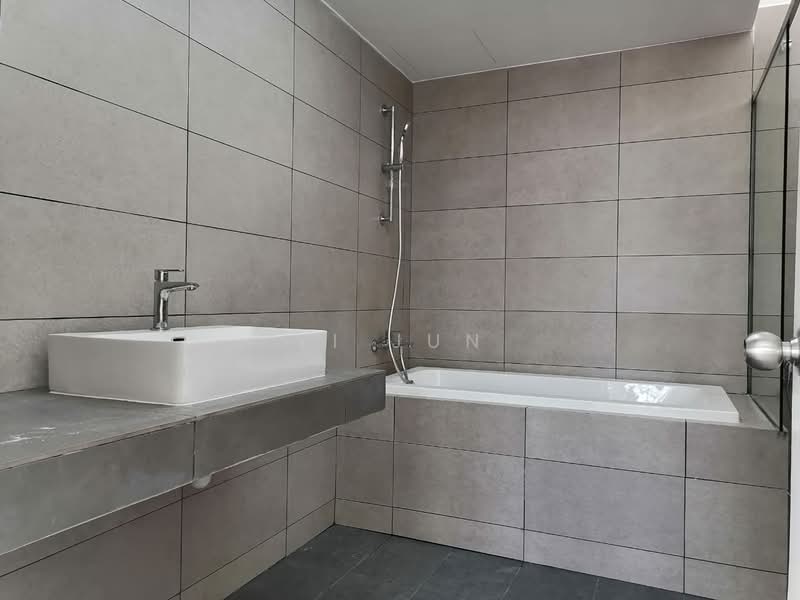 Rumah Teres 2 Tingkat untuk Disewa di Taman Puchong Tekali (Puchong) - Yi Jun - Bathroom - PropertyGuru.com.my