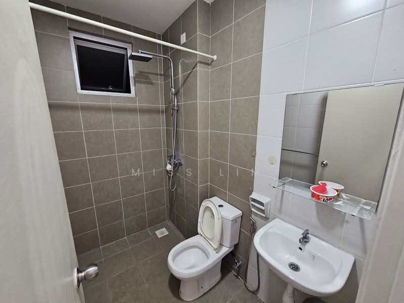 Servis Apartment untuk Disewa di BSP 21 - MISS LIM - Bathroom - PropertyGuru.com.my