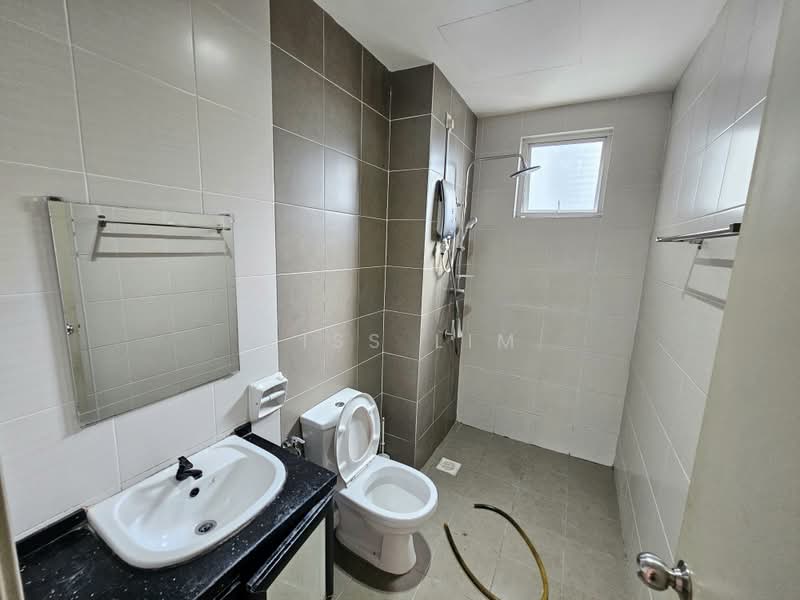 Servis Apartment untuk Disewa di BSP 21 - MISS LIM - Bathroom - PropertyGuru.com.my