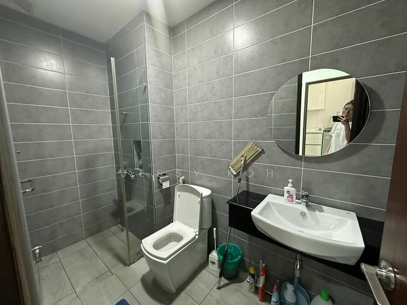 Servis Apartment untuk Disewa di Paragon Residences @ Straits View - Jessy Koh - Bathroom - PropertyGuru.com.my